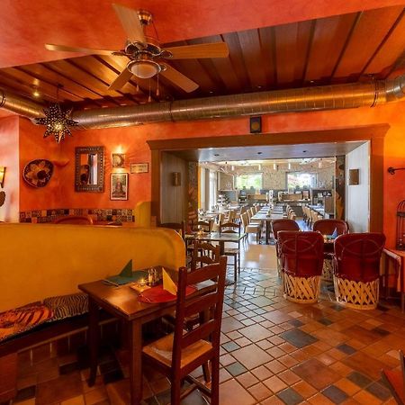 Hotel Ertl & Restaurant El Venado ชปิททาลอันแดร์เดรา ภายนอก รูปภาพ