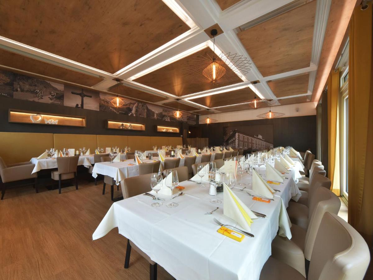 Hotel Ertl & Restaurant El Venado ชปิททาลอันแดร์เดรา ภายนอก รูปภาพ
