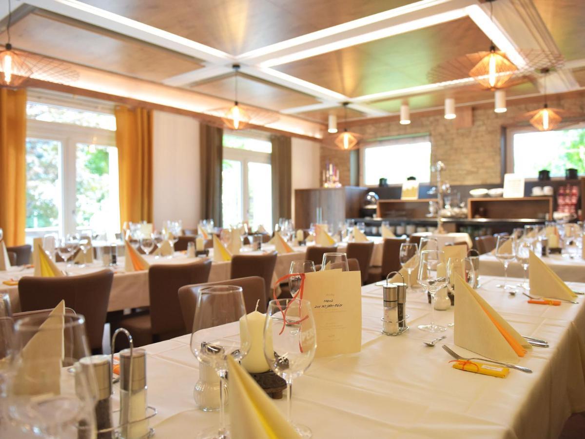 Hotel Ertl & Restaurant El Venado ชปิททาลอันแดร์เดรา ภายนอก รูปภาพ